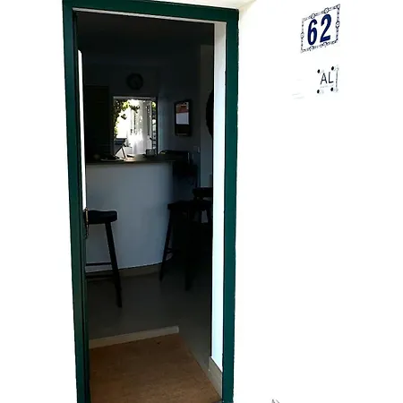 Center, Charming 2 Bedroom Apartamento *